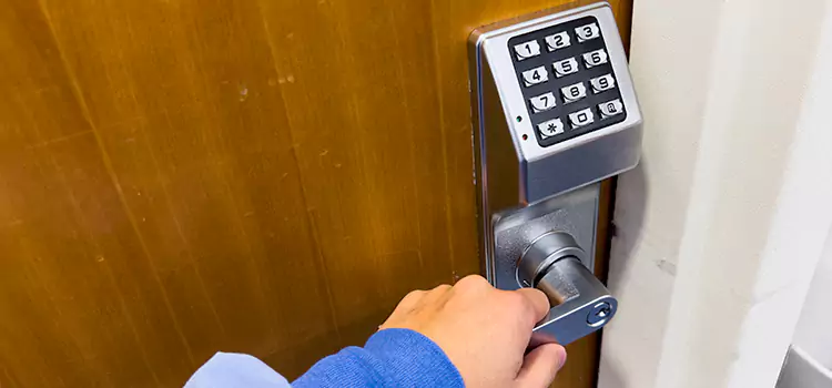 Why Choose Us for Your Keypad Lock Needs in Pinellas Park, FL?